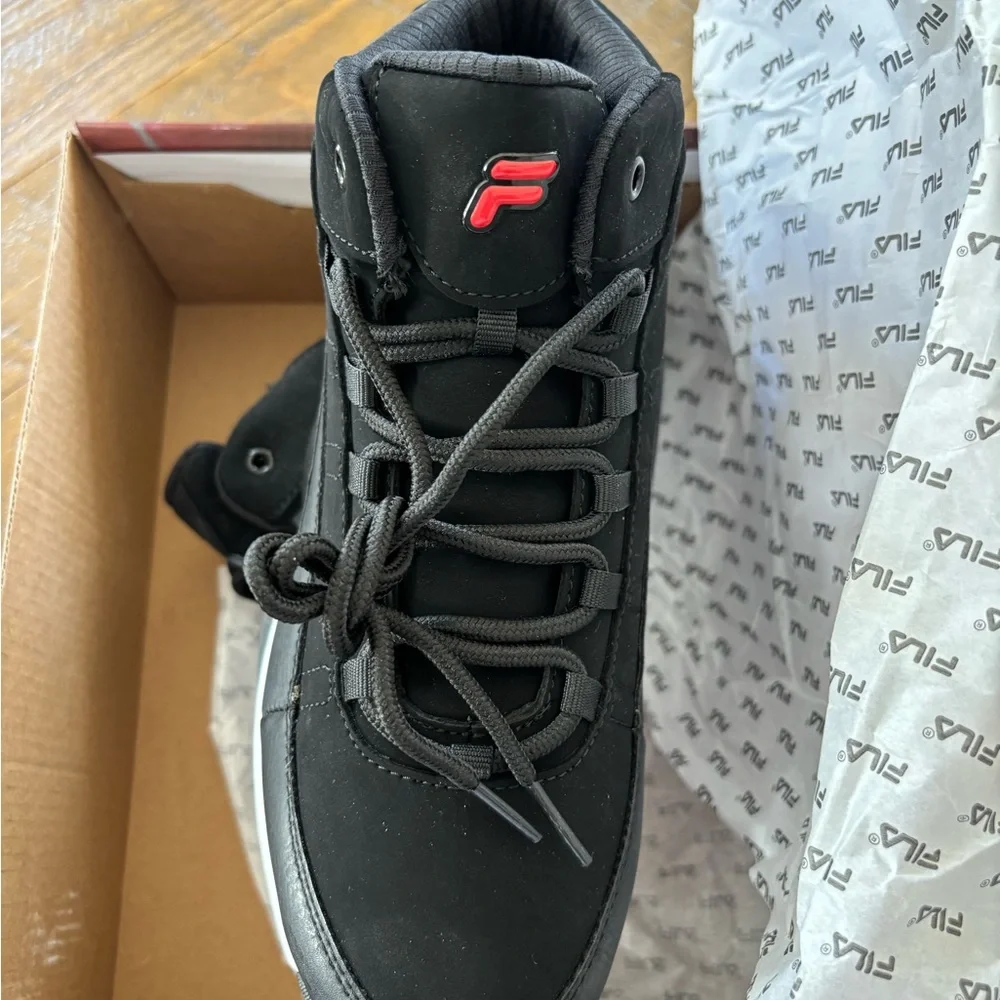 Fila Activisor Viz Kids' Shoes - Black and Red - Picture 10 of 10